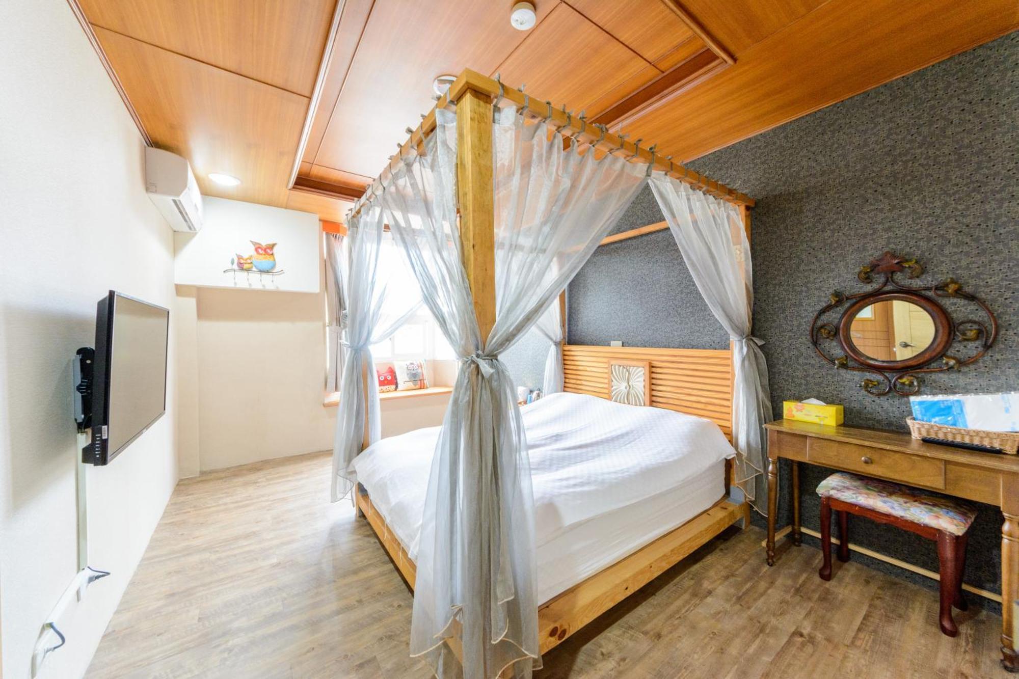 อาวล์ แคสเซิล เบด แอนด์ เบรคฟาสต์ Bed & Breakfast เมืองฮวาเหลียน ห้อง รูปภาพ